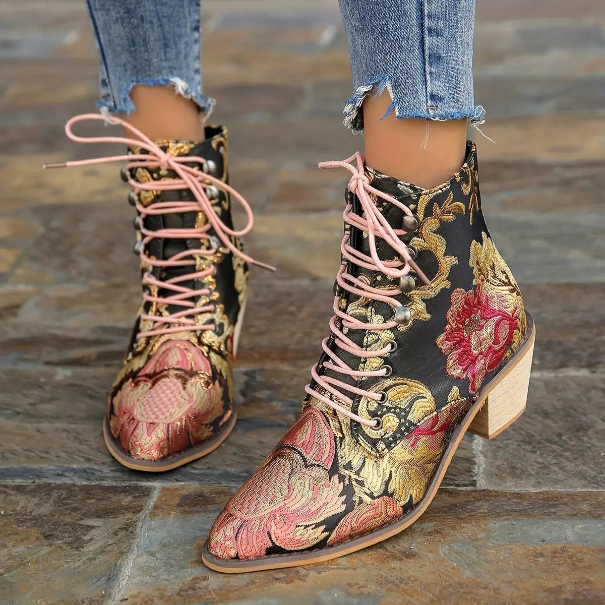 Vintage Floral Embroidered Boots MollyBoo