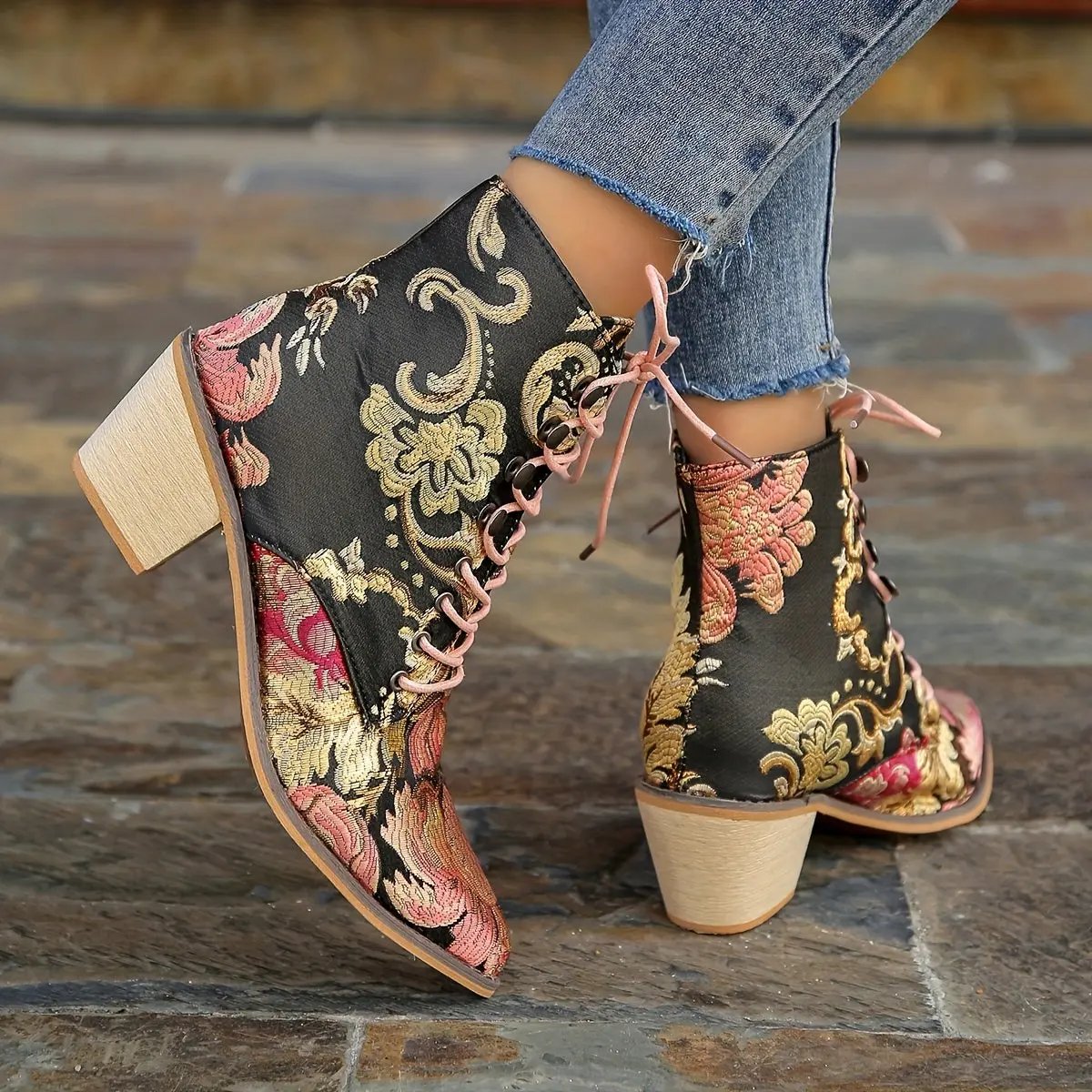 Vintage Floral Embroidered Boots MollyBoo