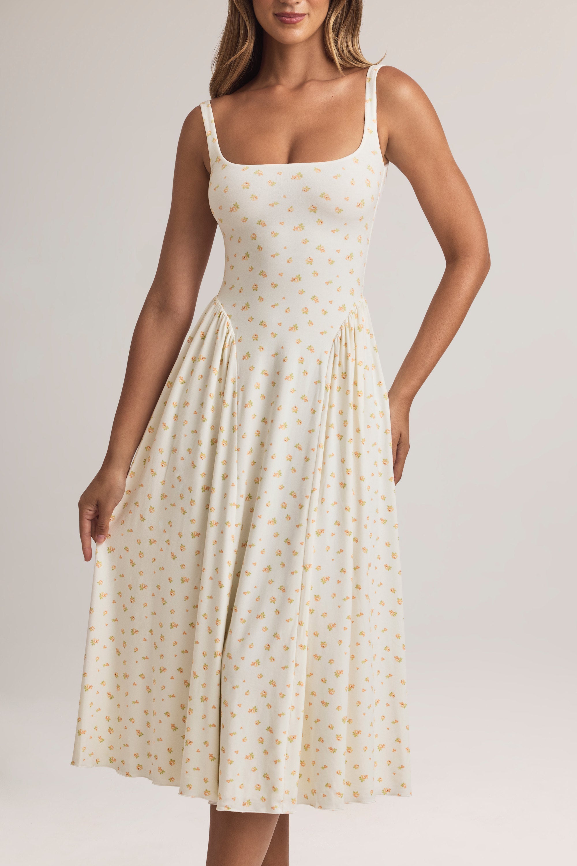 Robe Midaxi Aireen – Élégance Florale