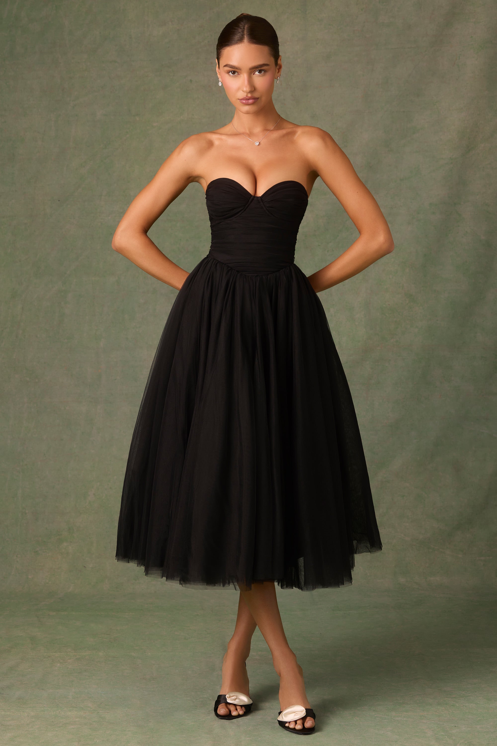 Robe Midaxi en Tulle avec Corset - Noir Élégant et Sculptant MollyBoo