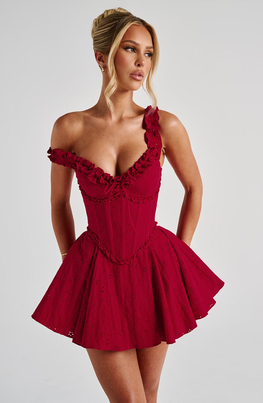 Elva Rouge – Soirées Romantiques