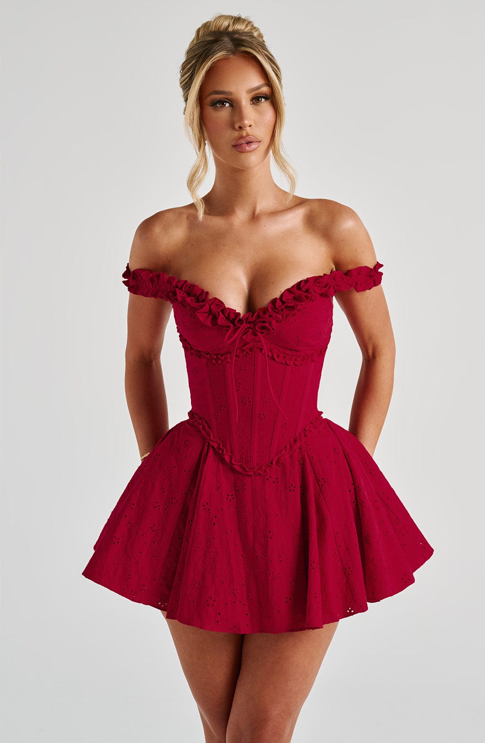 Elva Rouge – Soirées Romantiques