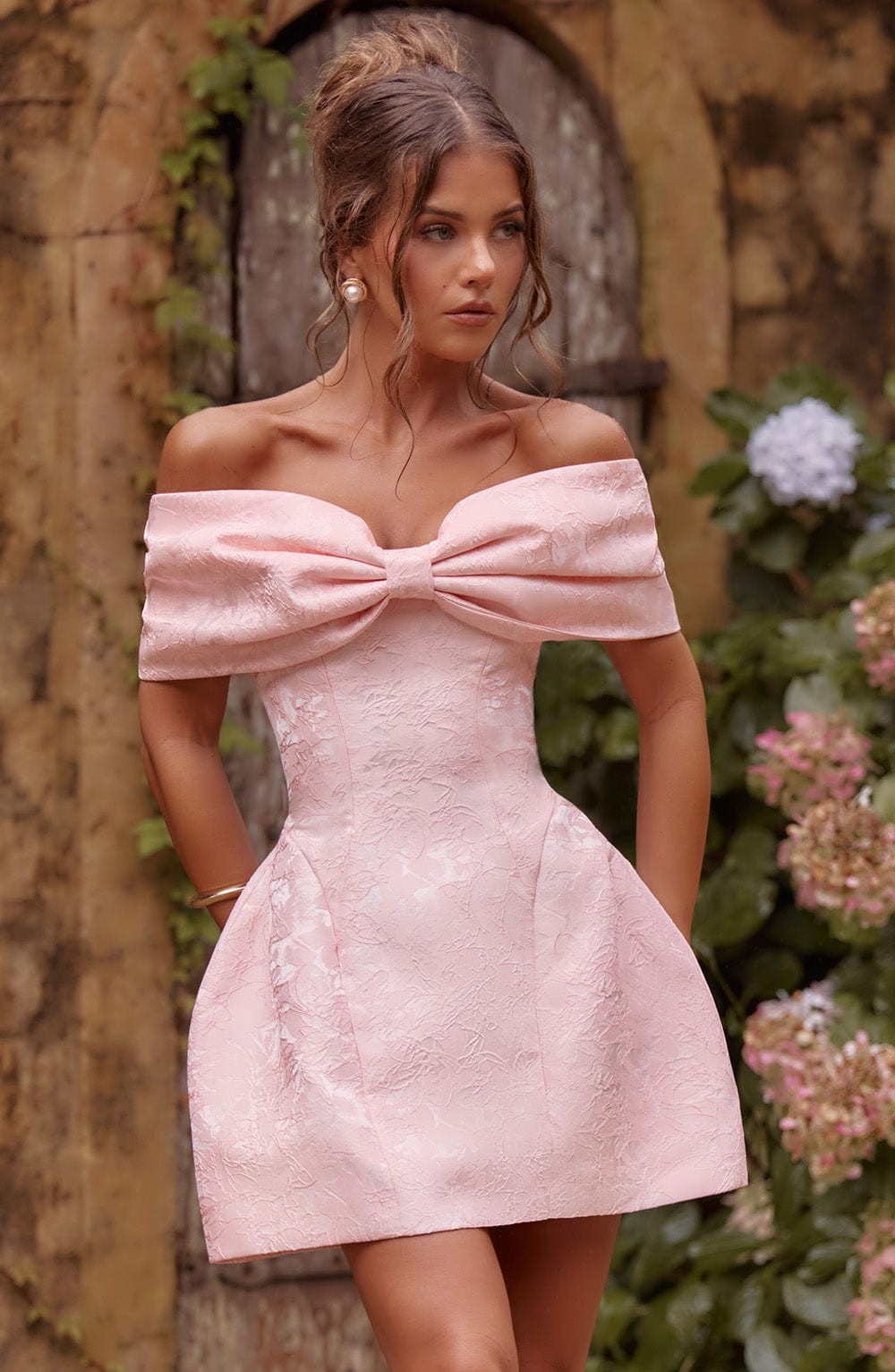 Robe Raquel – Blush Élégance sculpturale