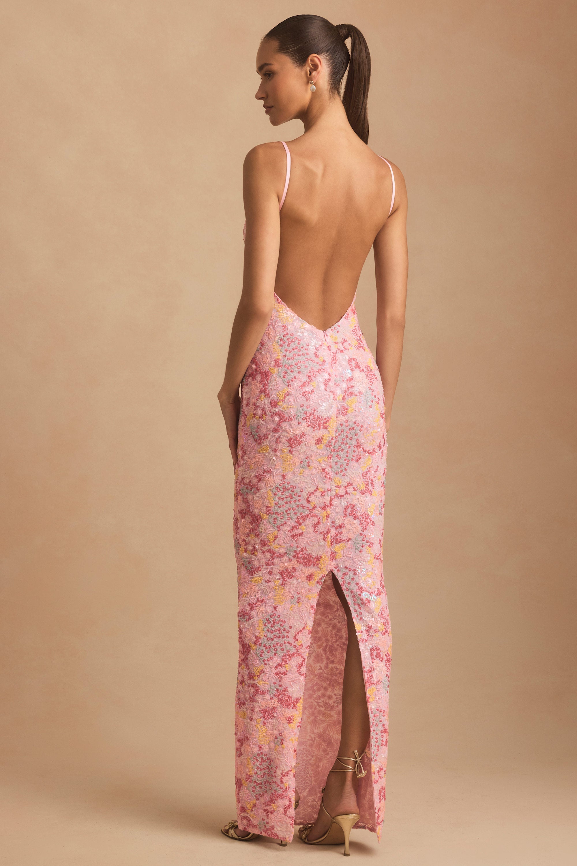 Robe Maxi Rose Bijoux Dos Nu Élégance Pure MollyBoo